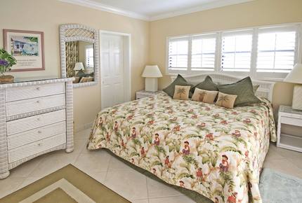 Beautiful Beachfront at Casa Caribe - Grand Cayman - George Town, Cayman Islands