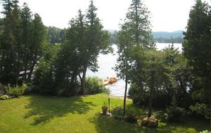 Aux trois girouettes - St-Adolphe d'Howard, Canada