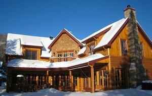 Aux trois girouettes - St-Adolphe d'Howard, Canada