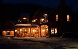 Aux trois girouettes - St-Adolphe d'Howard, Canada