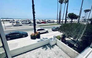 Long Beach Ocean Front Getaway | Near Disneyland - Long Beach, California