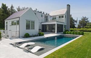 Stunning Modern Design Retreat - Sag Harbor, New York