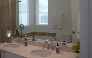 Modern Aventura Florida Apartment - Aventura, Florida