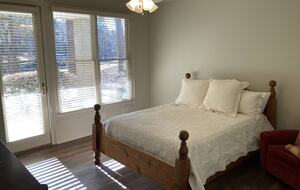 Tranquil Lakefront Retreat on Reynolds Lake Oconee - Greensboro, Georgia