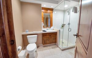 Austria Haus - 3 Bedroom Residence - Vail, Colorado