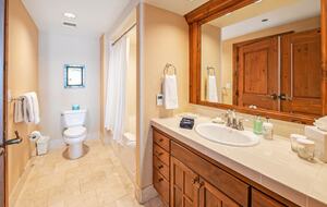 Austria Haus - 2 Bedroom Residence - Vail, Colorado