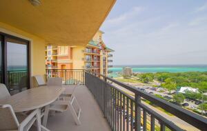 Emerald Grande at HarborWalk Village - 3 Bedroom - Destin, Florida