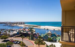 Emerald Grande at HarborWalk Village - 3 Bedroom - Destin, Florida