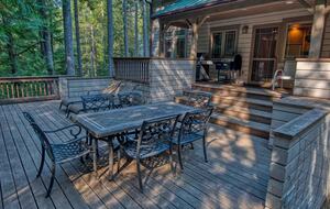 Lost Owl Lodge - Packwood, Washington