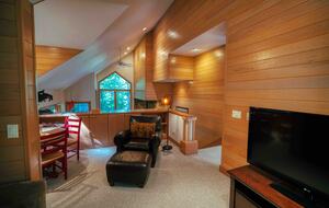 Lost Owl Lodge - Packwood, Washington