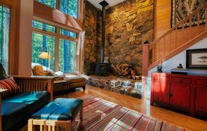 Lost Owl Lodge - Packwood, Washington