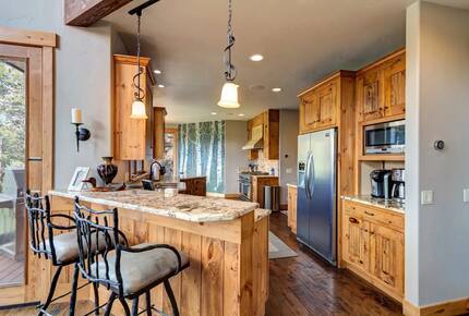 Luxury Breckenridge Mountain Retreat with Panoramic Views - Breckenridge, Colorado