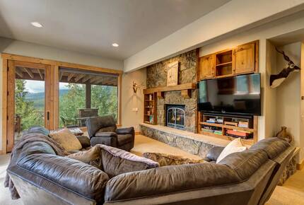 Luxury Breckenridge Mountain Retreat with Panoramic Views - Breckenridge, Colorado