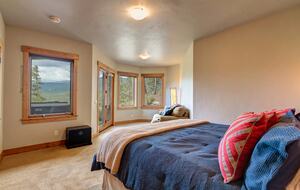 Luxury Breckenridge Mountain Retreat with Panoramic Views - Breckenridge, Colorado