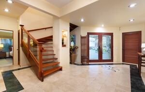 Front entrance foyer
