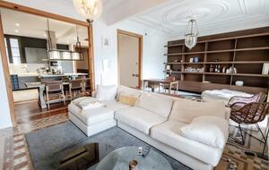 Luxury Apartment With Terrace - Barcelona, Spain