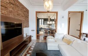 Luxury Apartment With Terrace - Barcelona, Spain
