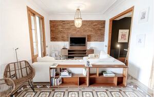 Luxury Apartment With Terrace - Barcelona, Spain