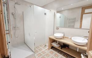 Luxury Apartment With Terrace - Barcelona, Spain