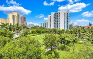 Modern Aventura Florida Apartment - Aventura, Florida