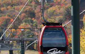 Stunning Stowe Studio | Top Floor Views, Ski In/Out - Stowe, Vermont