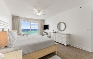 Master 1 bedroom with gulf view and on suite bathroom