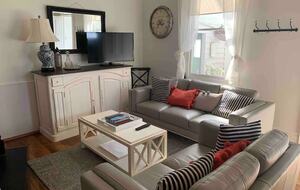 Rose Cottage in Old Hobart Town - Hobart, Australia