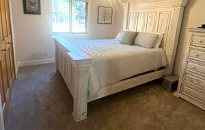 Main level guest bedroom