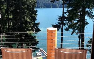 Lake Front Lodge on Lake Swift - Cougar, Washington