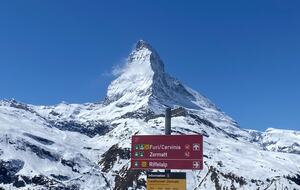 Haus Whymper 3BD Apartment - Zermatt, Switzerland