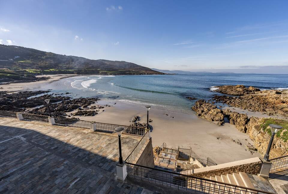 Waterfront Caion Apartment - A Laracha, Caion, Spain