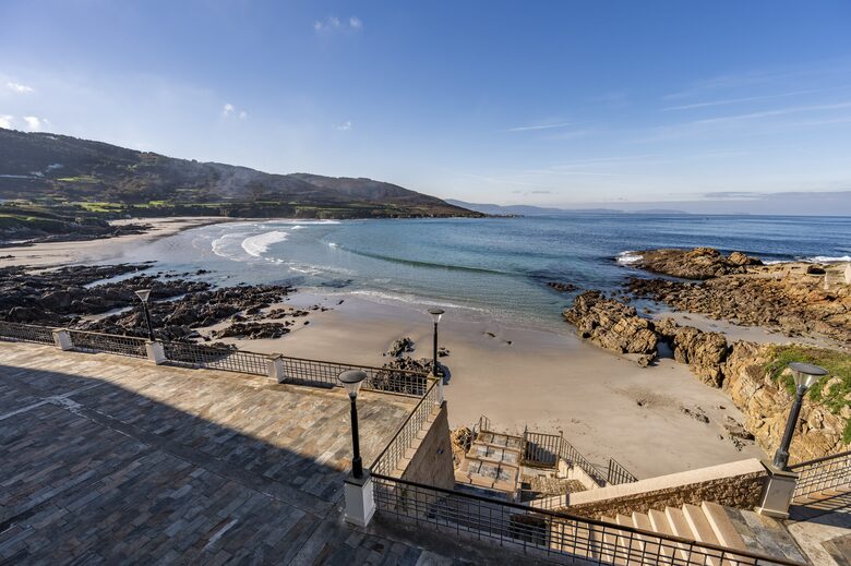 Waterfront Caion Apartment - A Laracha, Caion, Spain