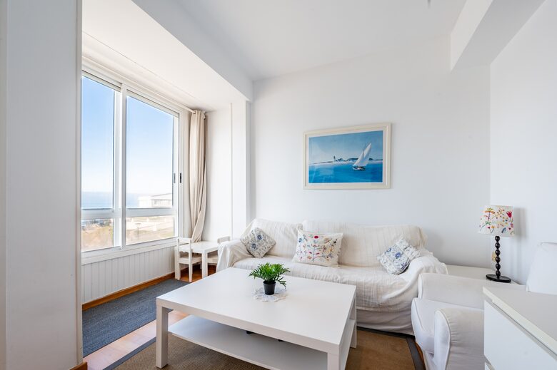 Waterfront Caion Apartment - A Laracha, Caion, Spain