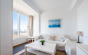 Waterfront Caion Apartment - A Laracha, Caion, Spain