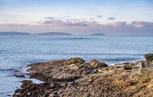 Waterfront Caion Apartment - A Laracha, Caion, Spain