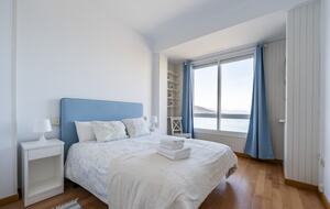 Waterfront Caion Apartment - A Laracha, Caion, Spain
