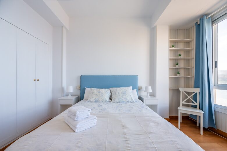 Waterfront Caion Apartment - A Laracha, Caion, Spain