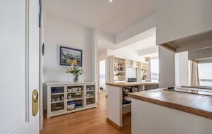 Waterfront Caion Apartment - A Laracha, Caion, Spain