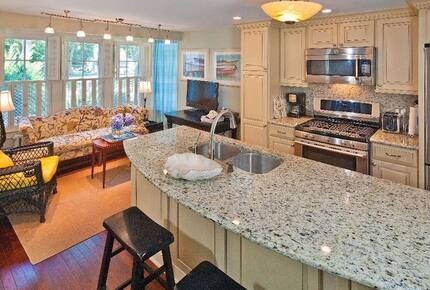 Westhampton 5 BR Estate