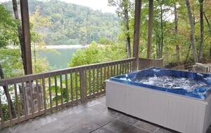 Lakefront Getaway on Fontana Lake Private with Dock Pontoon - Bryson City, North Carolina