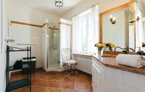 Bosco Bracco: Scenic Hilltop Vineyard Retreat in Asti - Canelli, Italy