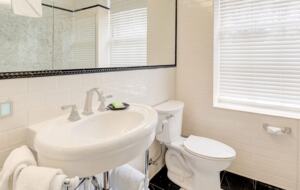 WorldMark Inn at the Park | 2 Bedroom Deluxe Two Doubles - San Diego, California