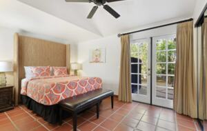 The Lucy House: Chic Palm Springs Retreat - Palm Springs, California