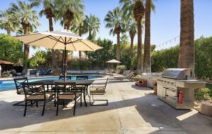 The Lucy House: Chic Palm Springs Retreat - Palm Springs, California