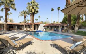 The Lucy House: Chic Palm Springs Retreat - Palm Springs, California