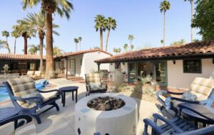 The Lucy House: Chic Palm Springs Retreat - Palm Springs, California