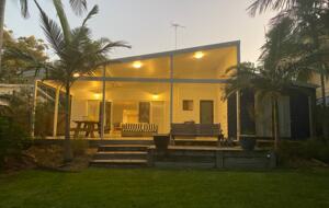 Stradbroke Island Getaway - Point Lookout, Australia