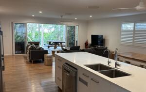 Stradbroke Island Getaway - Point Lookout, Australia