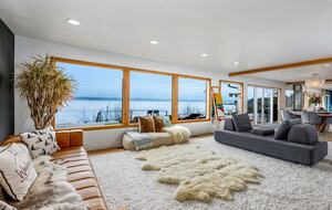 SaltWood | Zenith Waterfront Retreat - Kingston, Washington