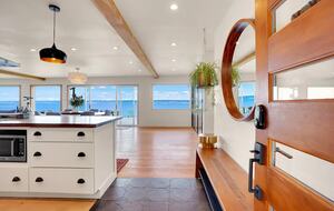 SaltWood | Zenith Waterfront Retreat - Kingston, Washington